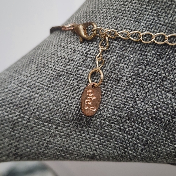 Geometric Harmony Mother of Pearl Necklace - Picture 9 of 11